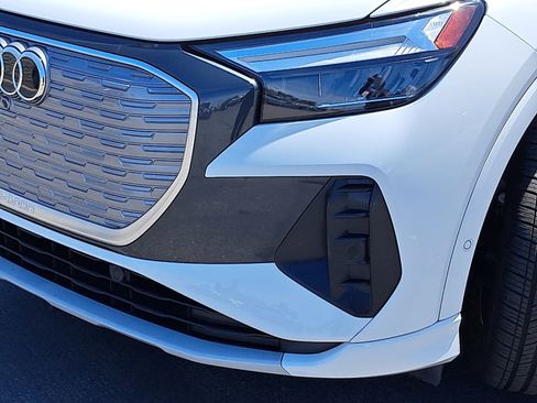 Certified 2023 Audi Q4 e-tron Premium Plus w/ Premium Plus RWD image 33