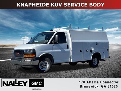New 2025 GMC Savana 3500 w/ Power Convenience Package