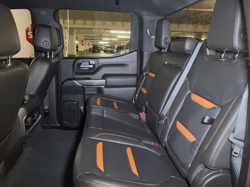Used 2022 GMC Sierra 1500 AT4 image 18