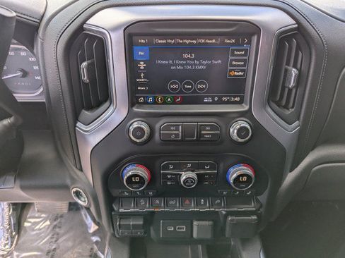 Used 2019 GMC Sierra 1500 SLT w/ SLT Premium Package AWD/4WD image 20
