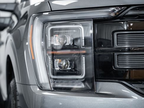 Used 2023 Ford F150 Platinum w/ Max Trailer Tow Package image 9