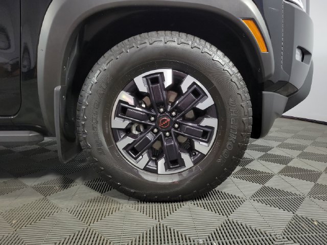 Used 2023 Nissan Frontier Pro-X w/ Pro Convenience Package RWD image 12