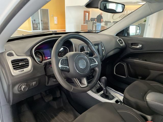 Used 2019 Jeep Compass Sport AWD/4WD image 10