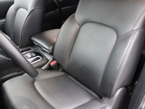 Used 2024 Nissan Armada SV AWD/4WD image 15