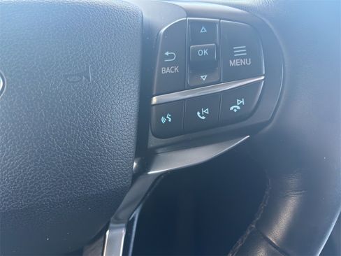 Used 2020 Ford Explorer Platinum w/ Premium Technology Package image 25