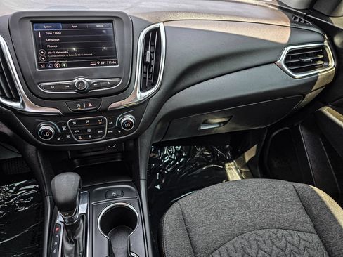 Used 2024 Chevrolet Equinox LT FWD image 20