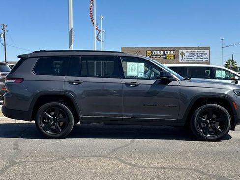 Certified 2023 Jeep Grand Cherokee L Laredo AWD/4WD image 2