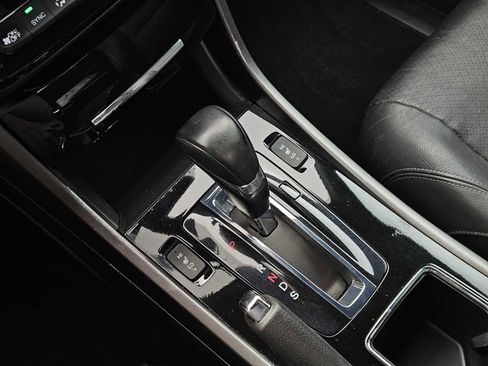 Used 2016 Honda Accord Touring image 20