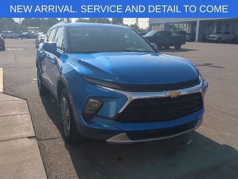 Used 2024 Chevrolet Blazer LT w/ Convenience Package FWD image 9