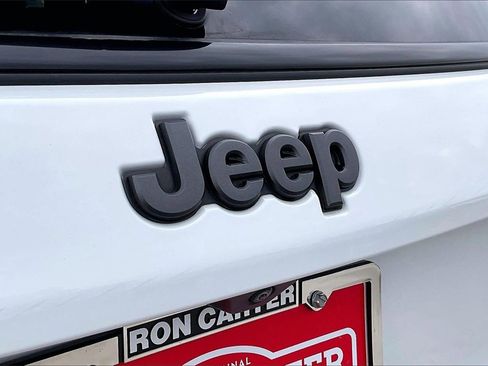 Used 2023 Jeep Compass Trailhawk image 27