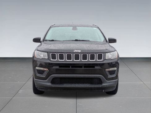 Used 2018 Jeep Compass Sport w/ Tech Group image 9
