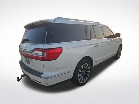 Used 2019 Lincoln Navigator L Select w/ Technology Package RWD image 7