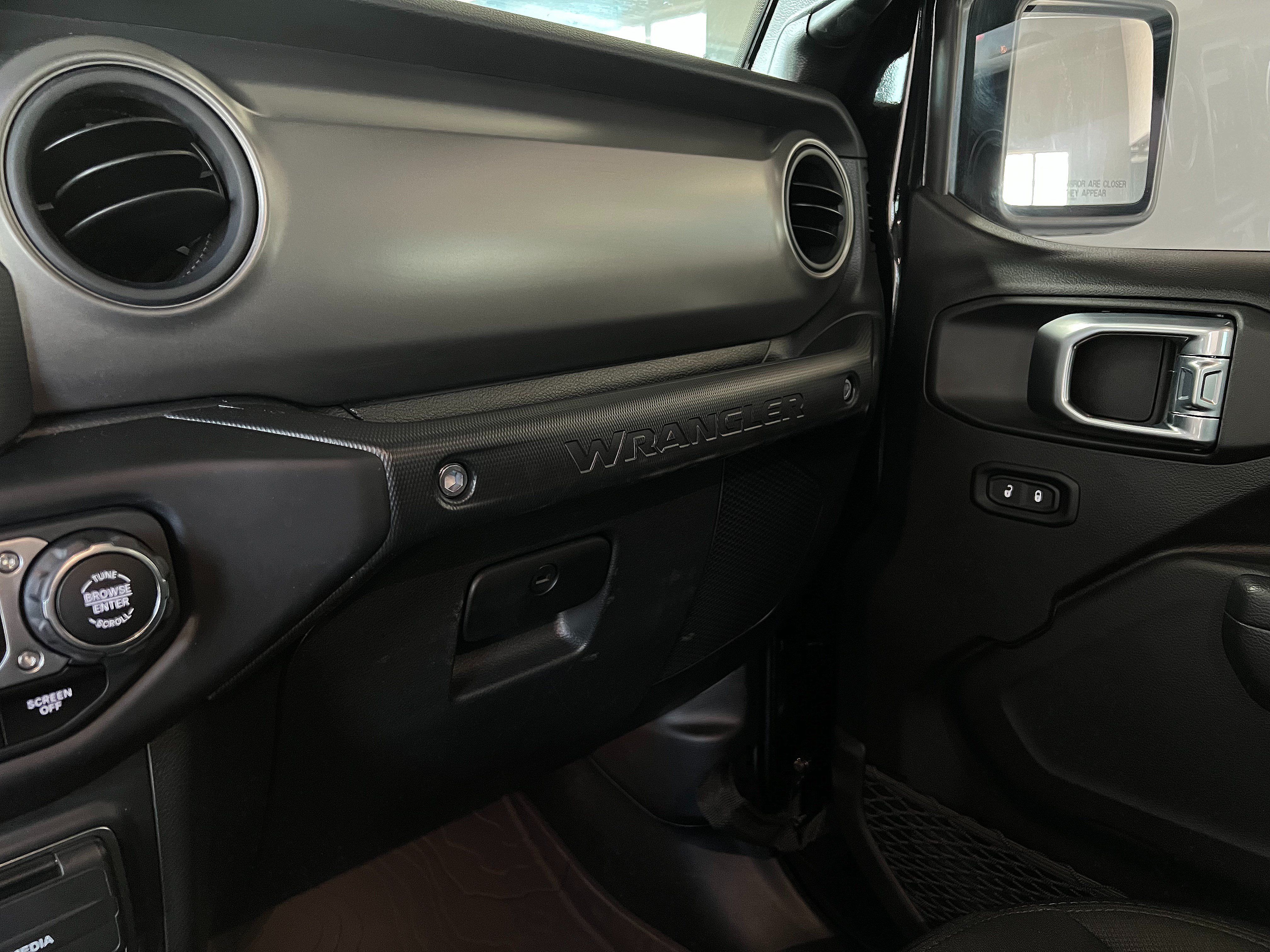 Used 2022 Jeep Wrangler Sport AWD/4WD image 16