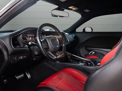 Used 2021 Dodge Challenger R/T Scat Pack RWD image 34