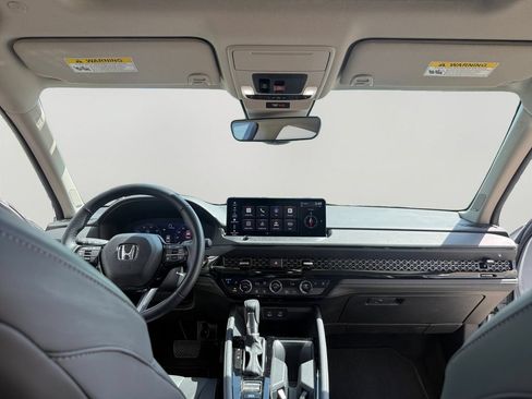 Used 2024 Honda Accord Touring image 10