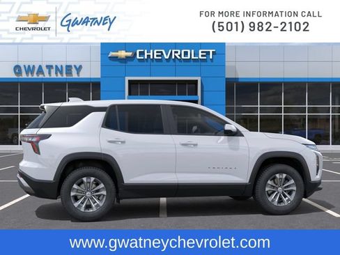 New 2026 Chevrolet Equinox LT w/ Safety and Technology Package FWD image 5