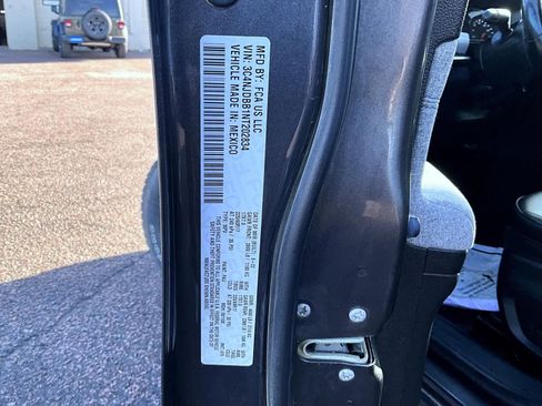 Certified 2022 Jeep Compass Latitude w/ Convenience Group image 25