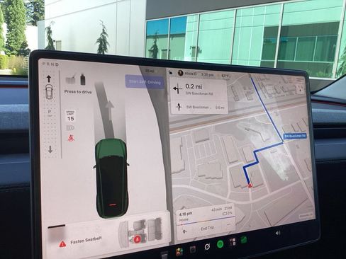 Used 2026 Tesla Model Y AWD image 3