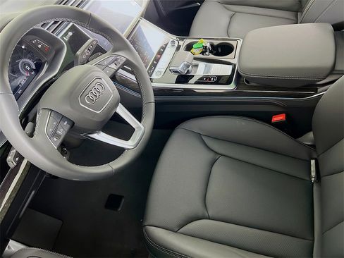 New 2026 Audi Q8 Premium Plus image 22