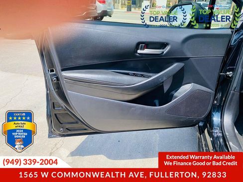 Used 2022 Toyota Corolla SE w/ Carpet Mat Package (TMS) image 24