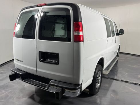 Used 2020 Chevrolet Express 2500 w/ Driver Convenience Package RWD image 5