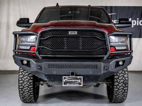 Used 2022 RAM 2500 Limited w/ Night Edition AWD/4WD image 3