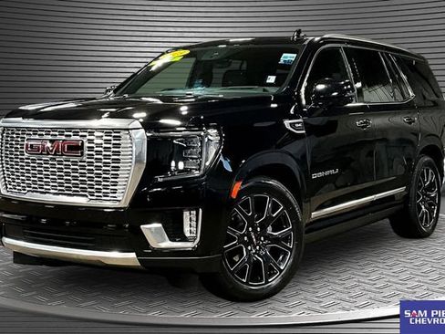 Used 2023 GMC Yukon Denali w/ Denali Reserve Package AWD/4WD image 1