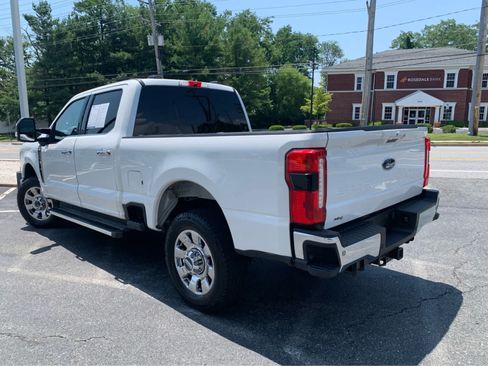Used 2023 Ford F250 Lariat w/ Chrome Package AWD/4WD image 4