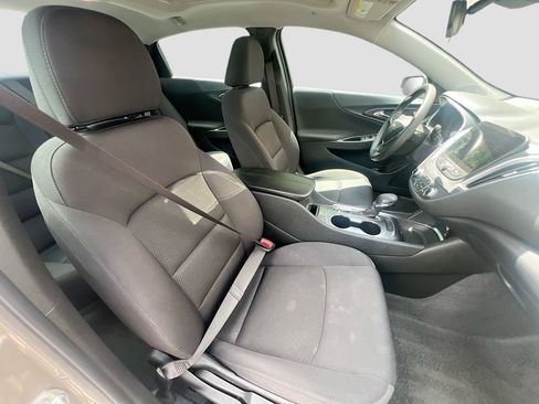 Used 2024 Chevrolet Malibu LT FWD image 28