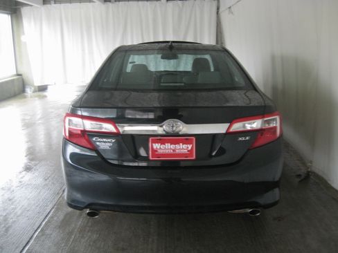 Used 2012 Toyota Camry XLE image 27