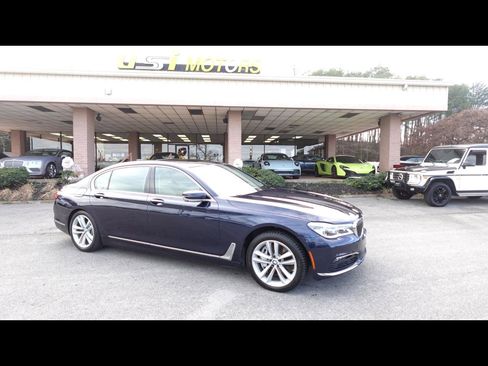 Used 2016 BMW 750i image 1