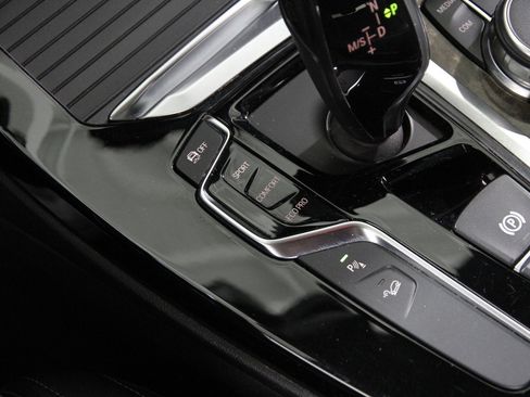 Used 2018 BMW X3 xDrive30i image 16