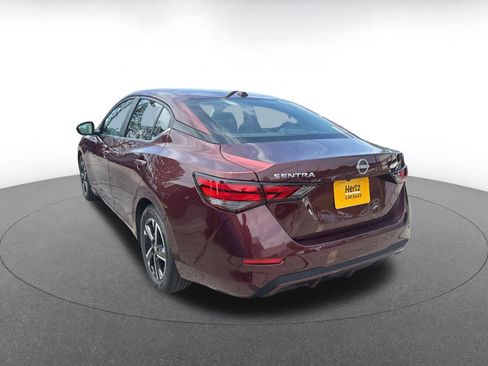 Used 2025 Nissan Sentra SV FWD image 4