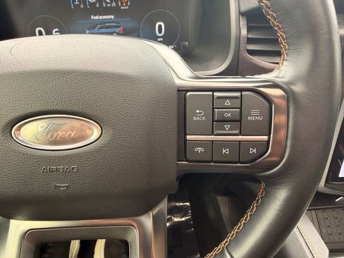 Used 2022 Ford Expedition Platinum AWD/4WD image 16