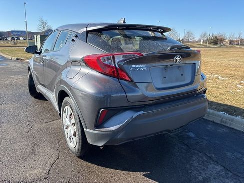 Used 2019 Toyota C-HR LE image 6