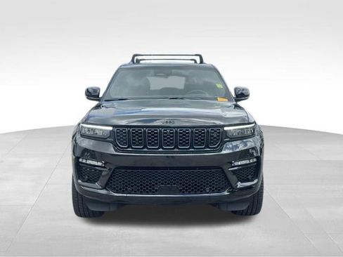 Used 2024 Jeep Grand Cherokee Summit AWD/4WD image 11