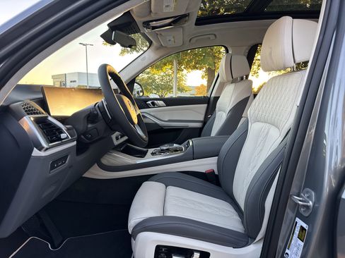 New 2026 BMW X7 xDrive40i w/ Executive Package image 11