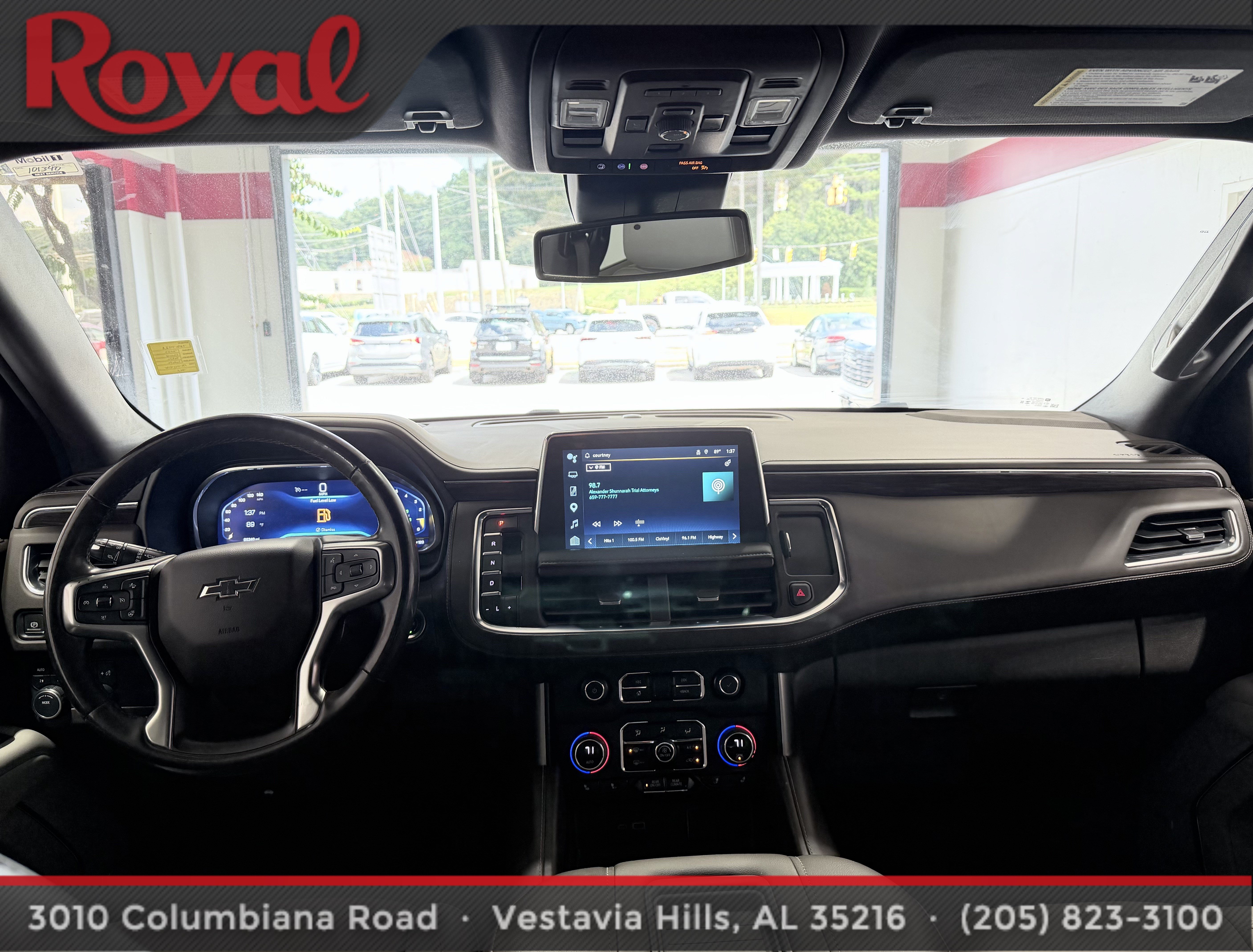 Used 2023 Chevrolet Tahoe Z71 w/ Luxury Package AWD/4WD image 22