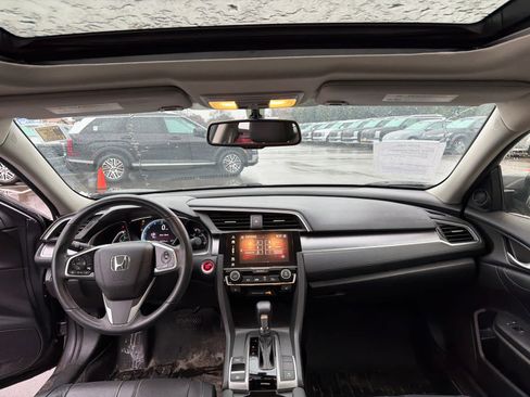 Used 2018 Honda Civic EX-L image 7