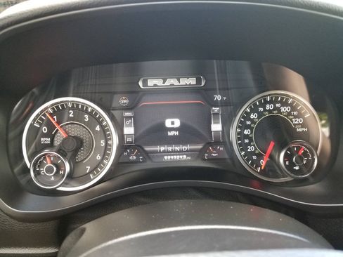 Certified 2024 RAM 2500 Big Horn w/ Safety Group AWD/4WD image 21
