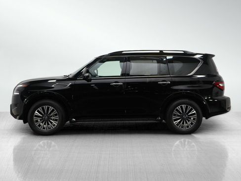 Used 2024 Nissan Armada SL w/ Midnight Edition Package image 2