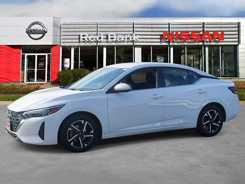 Used 2024 Nissan Sentra SV FWD image 5
