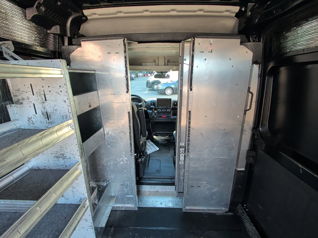 Used 2018 RAM ProMaster 2500 w/ Mopar Trailer Tow Group FWD image 14