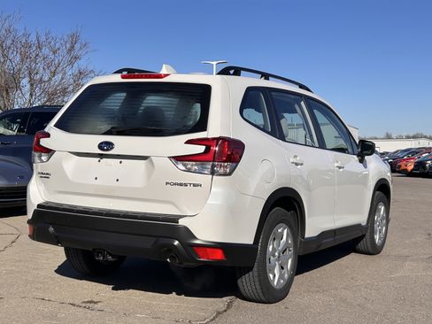 Certified 2023 Subaru Forester Base image 7