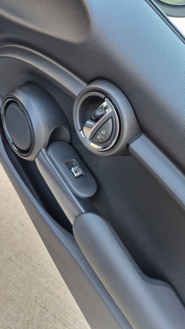 Used 2018 MINI Cooper 2-Door Hardtop FWD image 52
