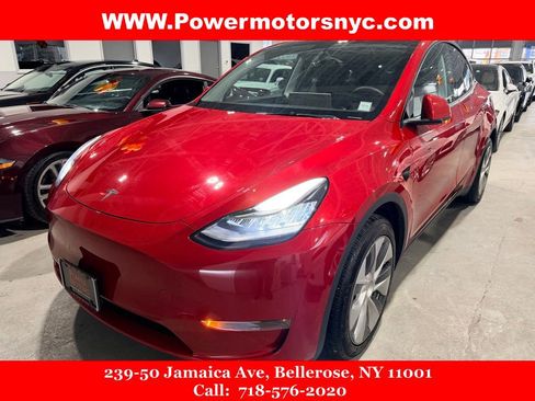 Used 2022 Tesla Model Y Long Range image 1
