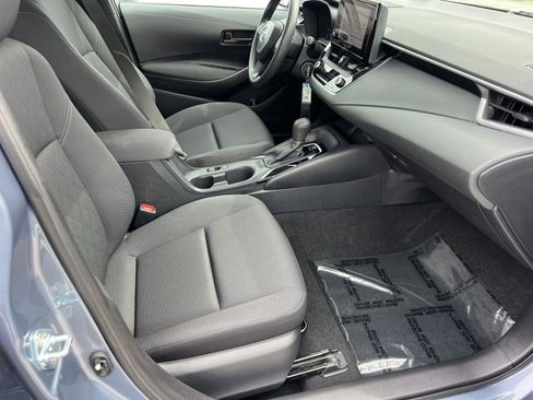Used 2024 Toyota Corolla LE FWD image 13