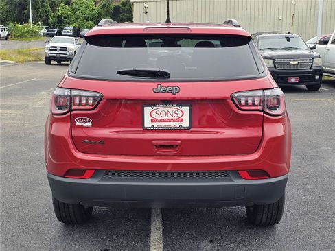 New 2026 Jeep Compass Latitude AWD/4WD image 10