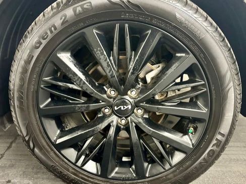 Used 2022 Kia Telluride SX w/ Towing Package FWD image 10