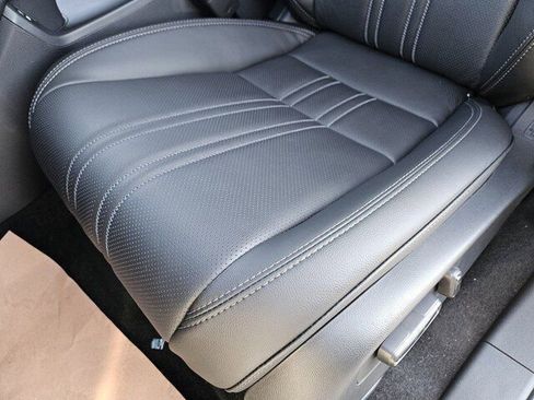 New 2026 Honda HR-V EX-L image 8